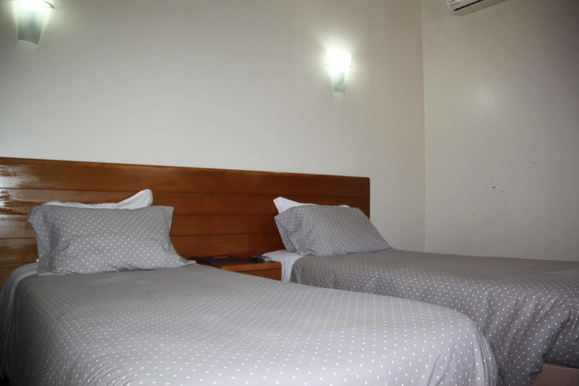 Hotel Quasar Pedroucos  Extérieur photo